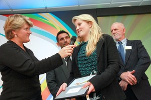 Saskia handed the award.