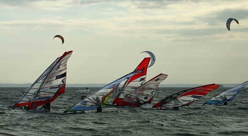 Lining up for an evening beach start